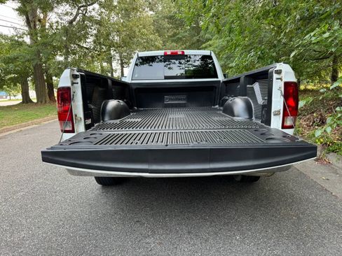 Used 2013 RAM 1500 SLT RWD image 11