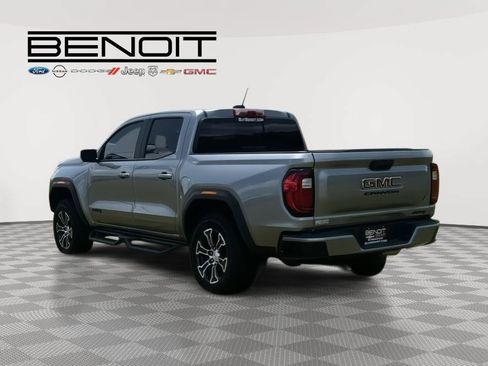 Used 2024 GMC Canyon AT4 w/ AT4 Premium Package AWD/4WD image 7