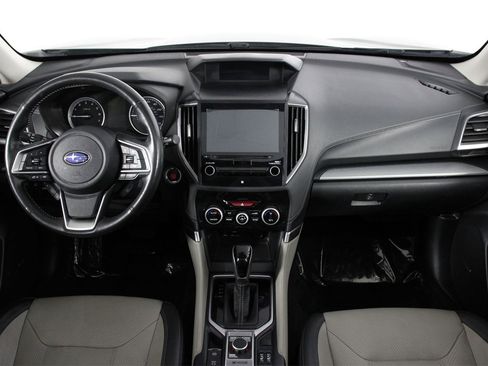 Used 2020 Subaru Forester Limited image 11