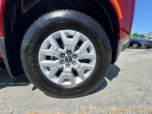 Used 2022 Nissan Frontier SV AWD/4WD image 30