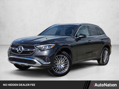 Certified 2026 Mercedes-Benz GLC 300 image 1