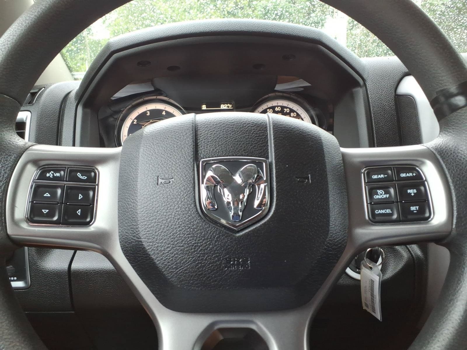 Used 2023 RAM 1500 Classic SLT w/ Protection Group AWD/4WD image 14