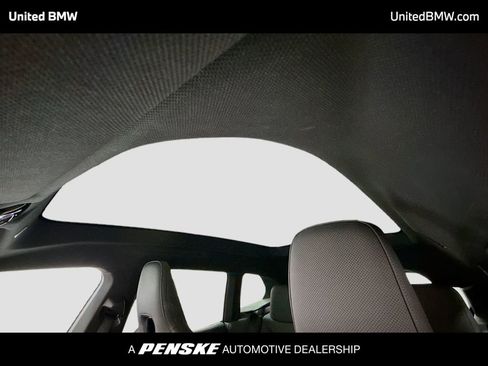Used 2024 BMW iX xDrive50 w/ Premium Package AWD/4WD image 12