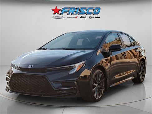 Used 2025 Toyota Corolla SE image 4