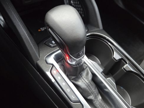 Used 2025 Chevrolet TrailBlazer LT w/ Convenience Package FWD image 29