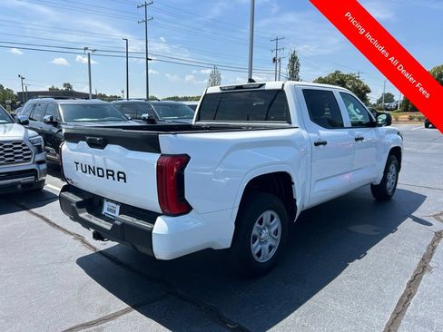 Used 2025 Toyota Tundra SR w/ SR Tow Package AWD/4WD image 19