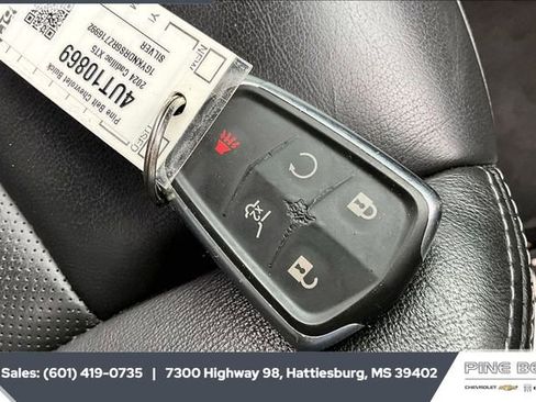 Used 2024 Cadillac XT5 Premium Luxury image 9