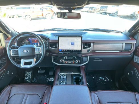 Used 2024 Ford Expedition Limited AWD/4WD image 26