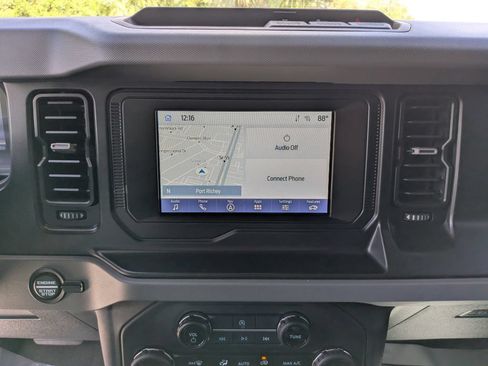 Used 2023 Ford Bronco Big Bend AWD/4WD image 23