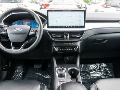 Used 2024 Ford Escape Platinum AWD/4WD image 14
