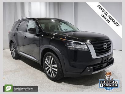Used 2022 Nissan Pathfinder Platinum w/ Cargo Package