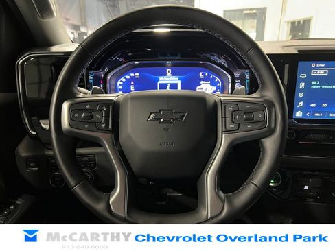 Used 2024 Chevrolet Silverado 1500 LT Trail Boss w/ Convenience Package II AWD/4WD image 13