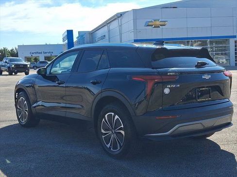 Used 2024 Chevrolet Blazer EV LT AWD/4WD image 5