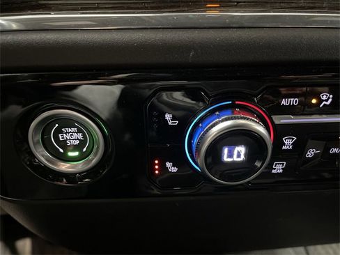 Used 2024 GMC Sierra 1500 Elevation image 31