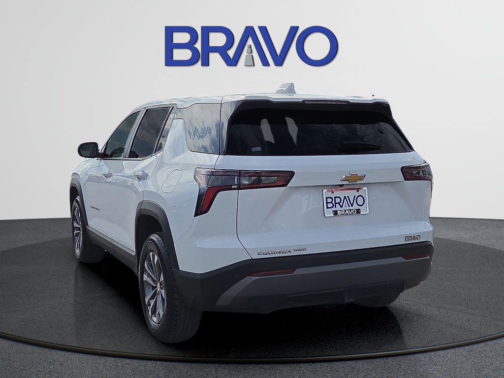 Used 2026 Chevrolet Equinox LT AWD/4WD image 3