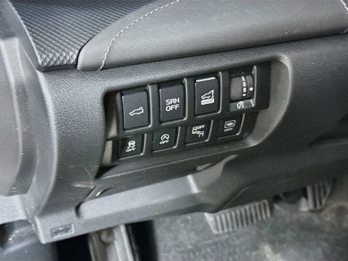 Used 2023 Subaru Forester Touring AWD/4WD image 10
