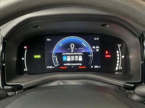 Used 2025 Toyota Camry LE image 39