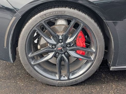 Used 2016 Chevrolet Corvette Stingray Coupe w/ 2LT Preferred Equipment Group image 15