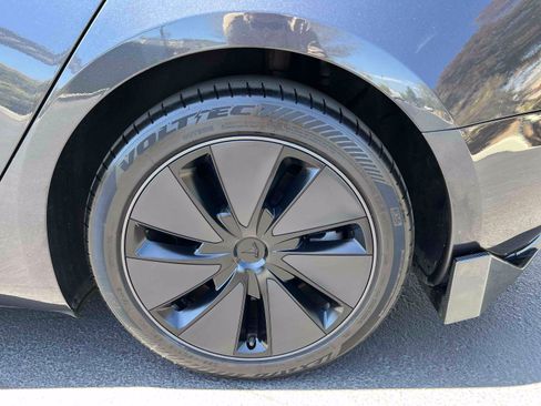 Used 2024 Tesla Model 3 Long Range RWD image 79