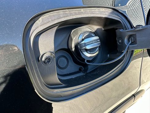 Used 2025 Porsche Cayenne GTS image 44