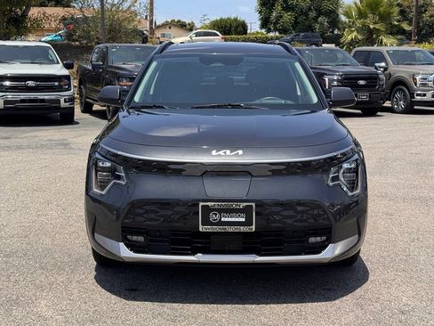 Used 2023 Kia Niro Wave FWD image 6