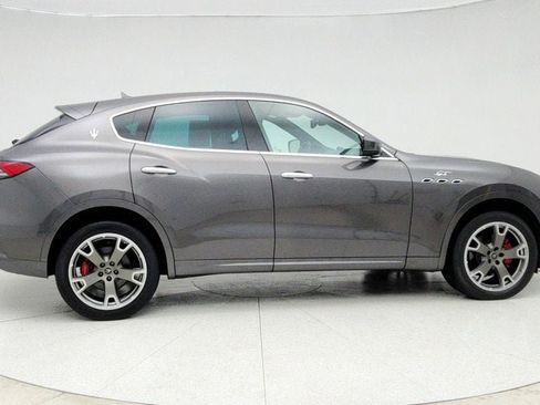 Used 2022 Maserati Levante GT image 4