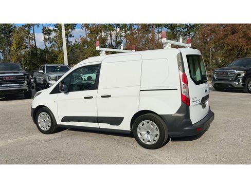 Used 2017 Ford Transit Connect XL image 6