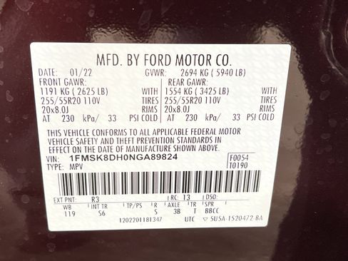 Used 2022 Ford Explorer XLT w/ Equipment Group 202A image 28