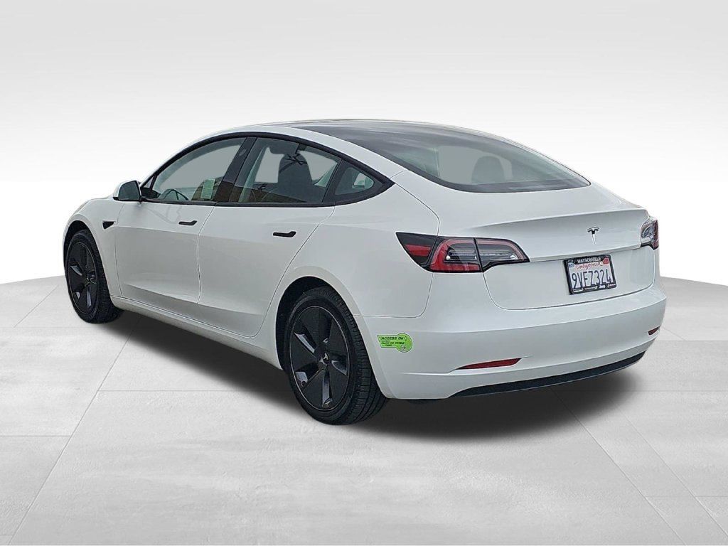 Used 2023 Tesla Model 3 Standard Range RWD image 5