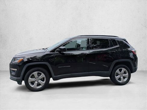 Used 2019 Jeep Compass Latitude w/ Popular Equipment Group AWD/4WD image 9