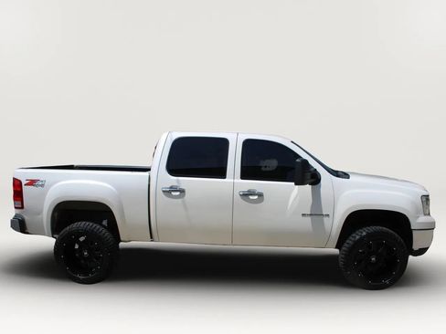 Used 2013 GMC Sierra 1500 SLE w/ Power Tech Package AWD/4WD image 13