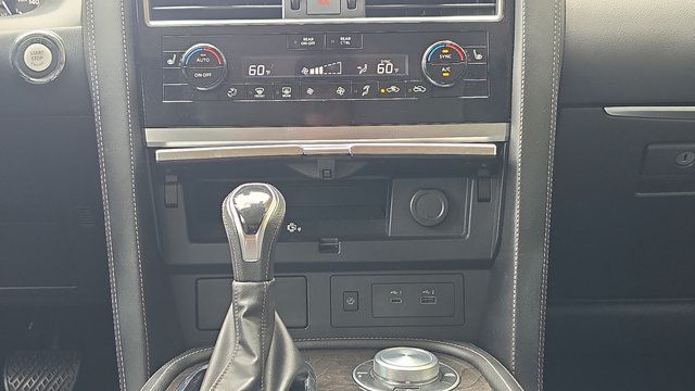 Used 2024 INFINITI QX80 Luxe AWD/4WD image 9