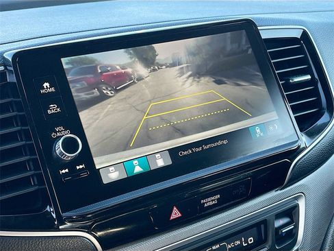 Used 2024 Honda Ridgeline Sport image 13