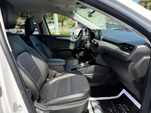 Used 2022 Ford Escape SEL AWD/4WD image 10