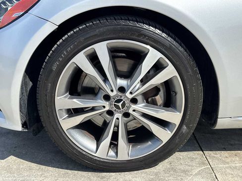 Used 2020 Mercedes-Benz C 300 Sedan image 13