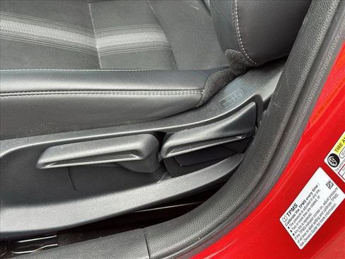 Used 2023 Honda Civic Sport image 19