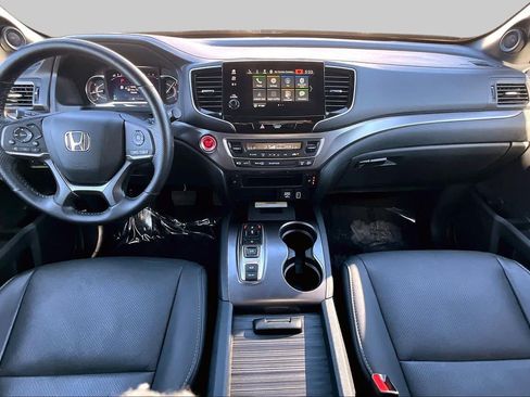 Used 2023 Honda Passport EX-L image 16