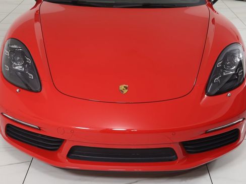 Used 2023 Porsche 718 Cayman S w/ Sport Chrono Package image 92