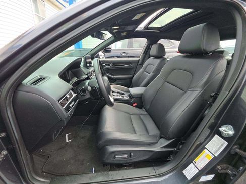 Used 2025 Honda Civic Sport Touring image 6