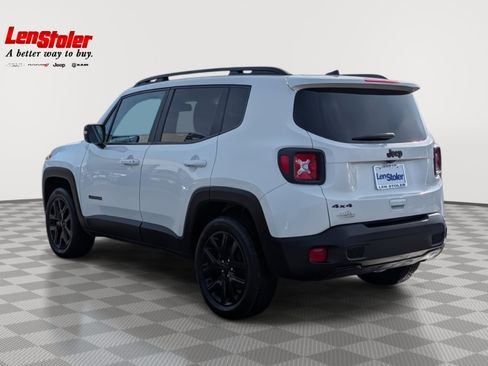 Used 2022 Jeep Renegade Altitude w/ Convenience Group image 3
