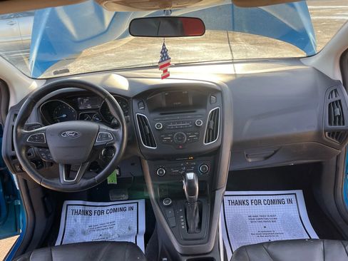Used 2016 Ford Focus SE w/ Equipment Group 201A image 16