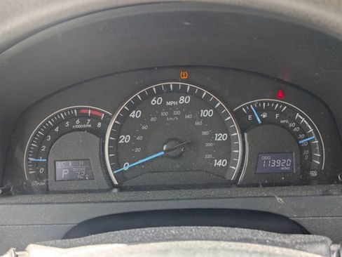 Used 2012 Toyota Camry LE FWD image 9