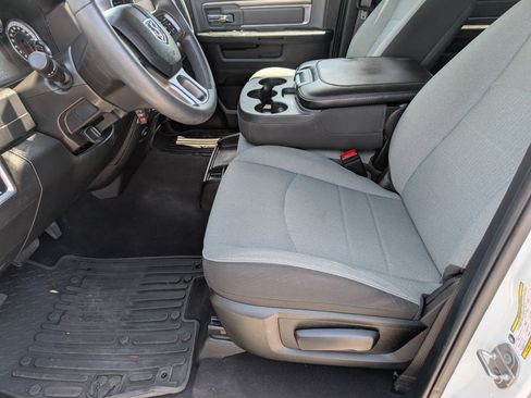 Used 2023 RAM 1500 Classic SLT w/ Electronics Group AWD/4WD image 14