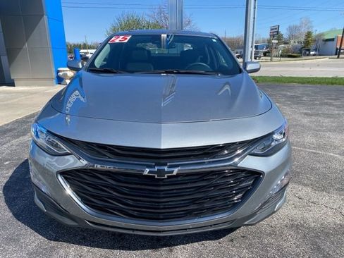 Used 2025 Chevrolet Malibu LT w/ Sport Edition FWD image 8