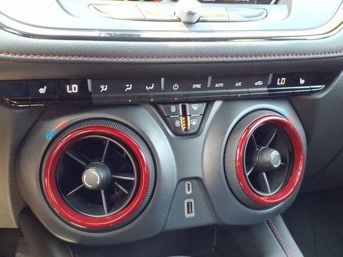 Certified 2020 Chevrolet Blazer RS w/ LPO, Floor Liner Package AWD/4WD image 26