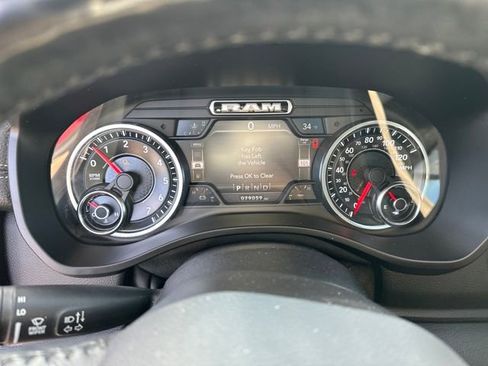 Used 2019 RAM 1500 Laramie image 16