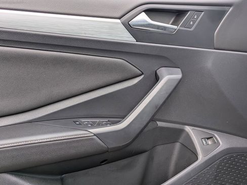 Used 2025 Volkswagen Jetta Sport FWD image 11