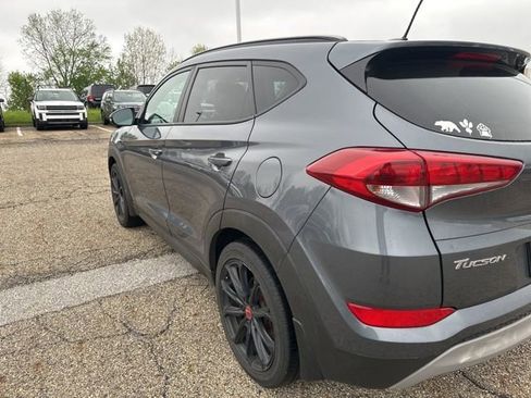 Used 2017 Hyundai Tucson Night AWD/4WD image 4