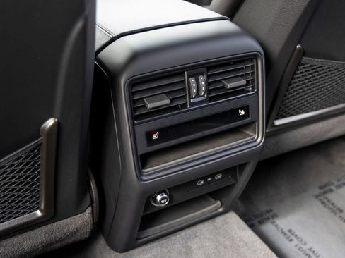 Certified 2026 Porsche Cayenne AWD/4WD image 52