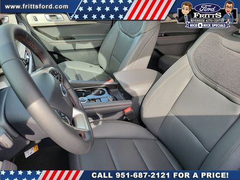 New 2026 Ford Explorer Active image 5